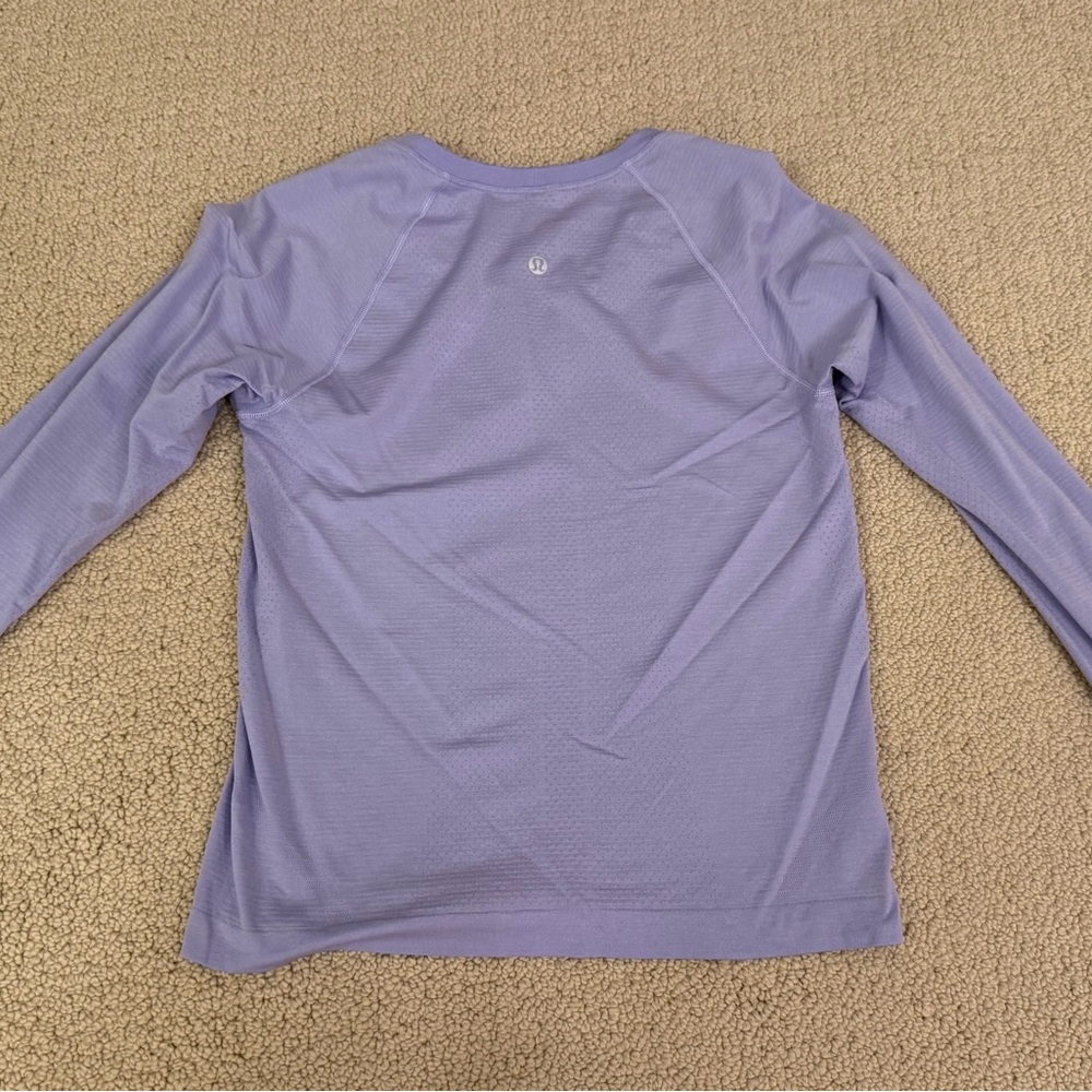 Lululemon *Swiftly Tech Long-Sleeve Shirt 2.0- Liliac Smoke - Picture 3 of 7